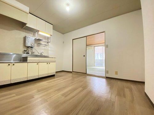 ハイツ向陽の居間