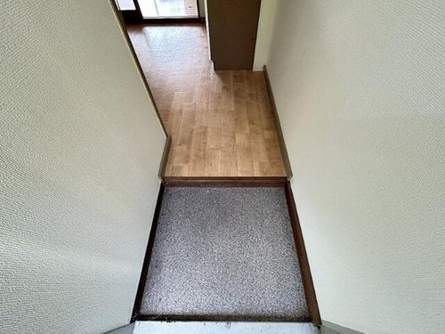 コーポ藤202の玄関