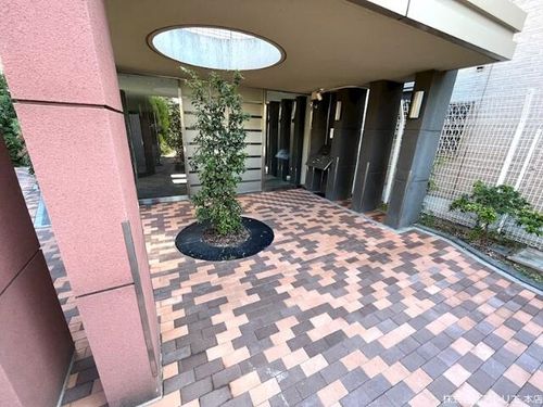 プロスペリテの玄関