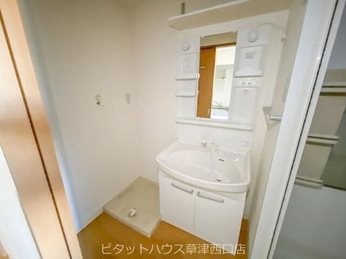 ルシールラホーヤ307の内装