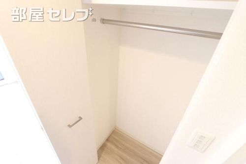 プレサンス THE MOTOYAMA1005の内装