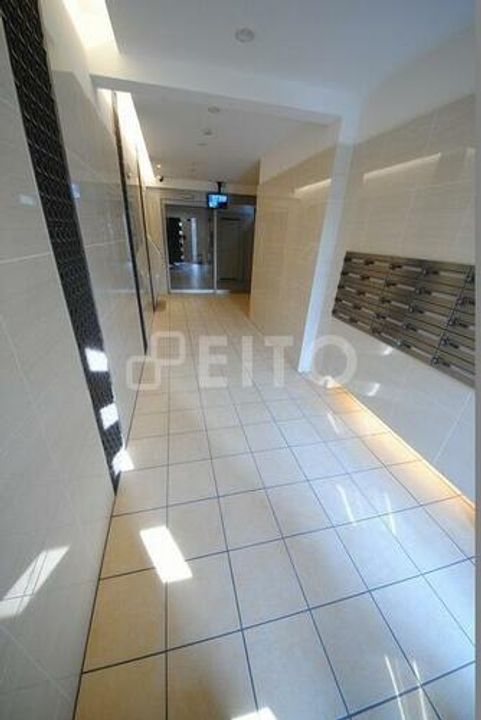 サクシード宝ヶ池の玄関