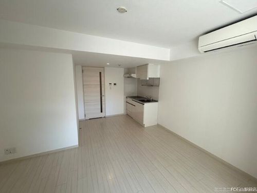 ALTA石山ビューの居間