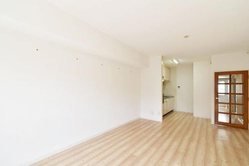 UR神宮東パークハイツ0290405の居間