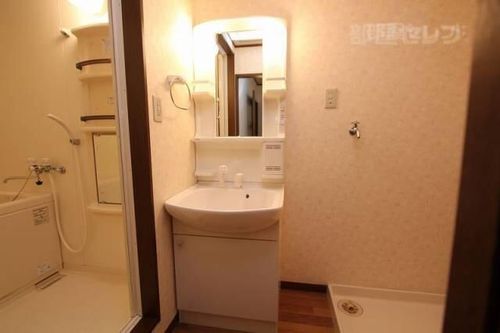 Villa 上小田井 壱番館503の内装