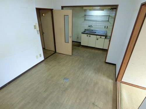 吉田マンション東雲パート2103の居間