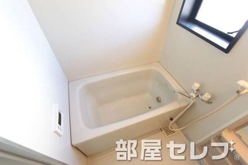 ジュノス204の風呂