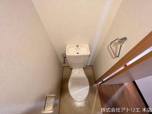 パインクレストの内装