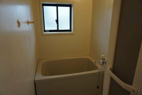 ティアラ中牟田101の風呂