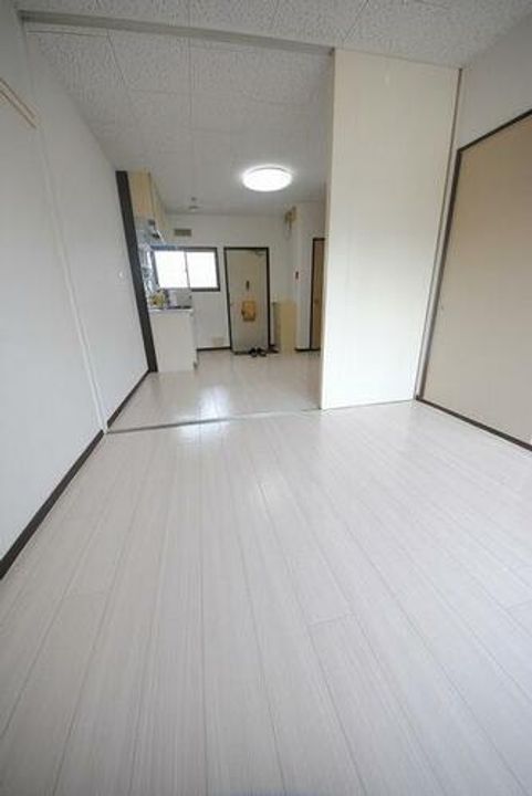 サンハイツ岩倉B棟の内装