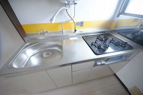 サンハイツ岩倉B棟のキッチン