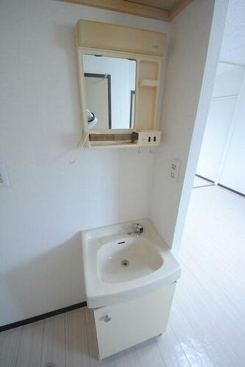 サンハイツ岩倉B棟の内装