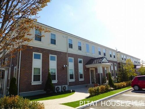 プリマグランデ安城 弐番館105の外観