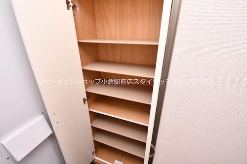 レオパレスKAZUの内装