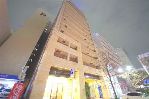 プレサンス桜通アベニューの外観