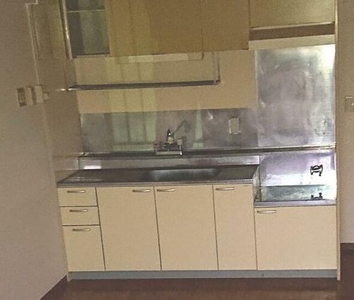 ホワイトキャッスル南ケ丘B-606のキッチン