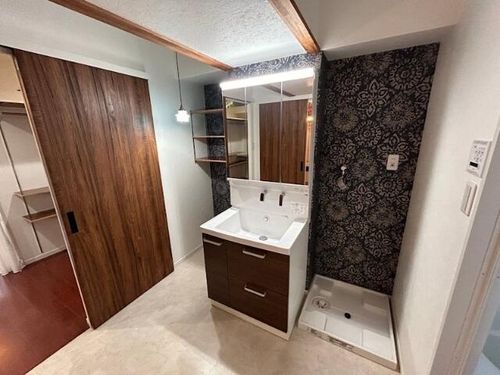 紅梅台ハイツ2号棟214の内装