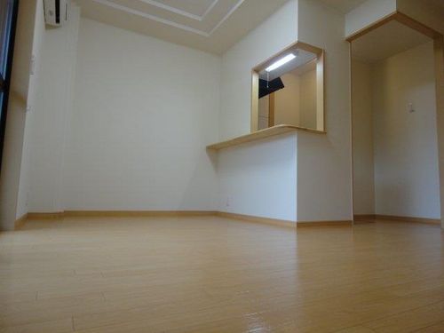 メルシー アトスの居間