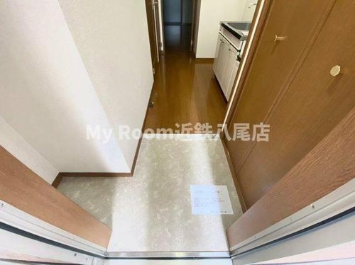 フジパレス弓削の玄関