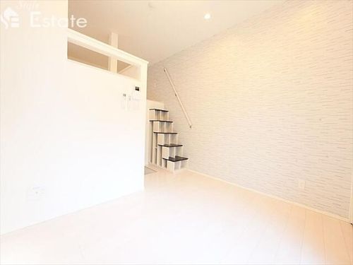 愛知県名古屋市瑞穂区河岸町4丁目(アパート)の賃貸物件203の居間