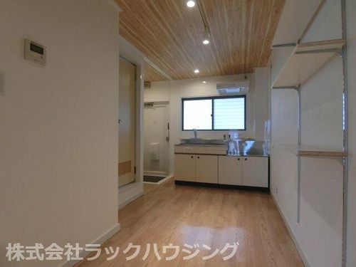 カルム柳町の居間