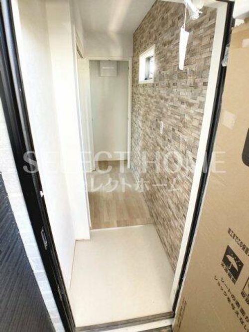 HMT東岡崎303の玄関