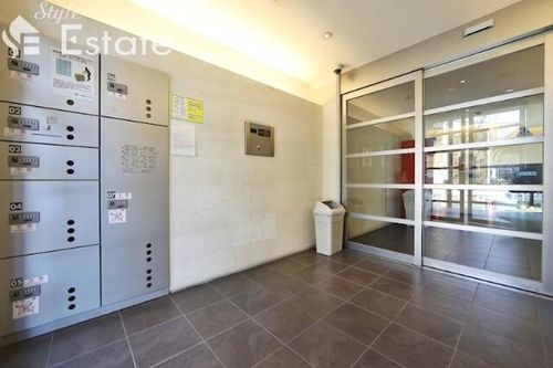 愛知県名古屋市名東区姫若町(マンション)の賃貸物件の玄関