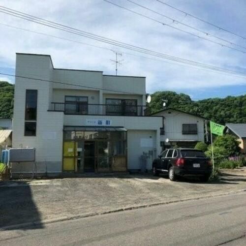アドニス新町106の外観