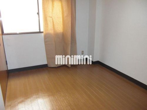 メゾン藤の居間