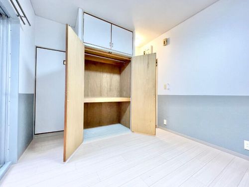 リバーサイド植田の内装