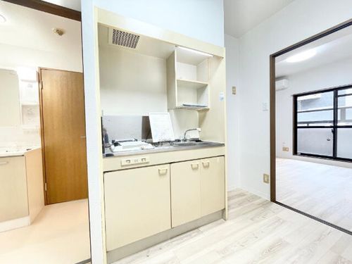 サンシャインガーデンAのキッチン