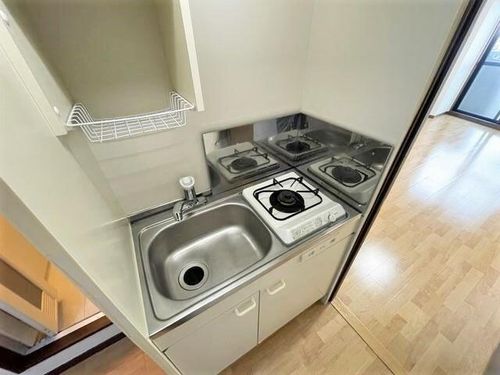 プリマヴェール六番町のキッチン