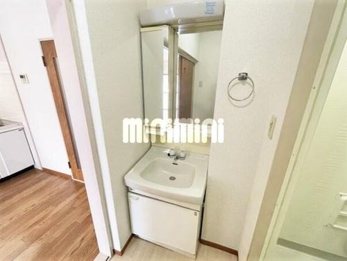 牛立曽七ハオスの内装