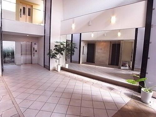 アロハ海岸通の玄関