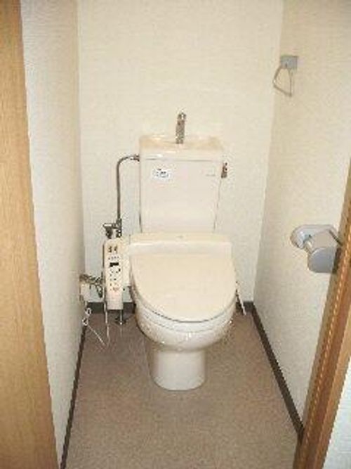 現代ハウス新栄の内装