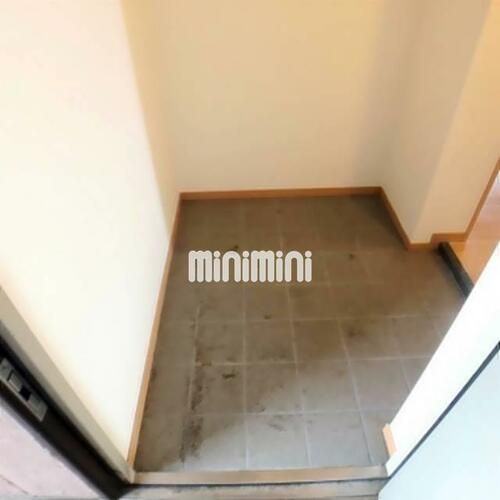 イーグルヘッド橦木の玄関