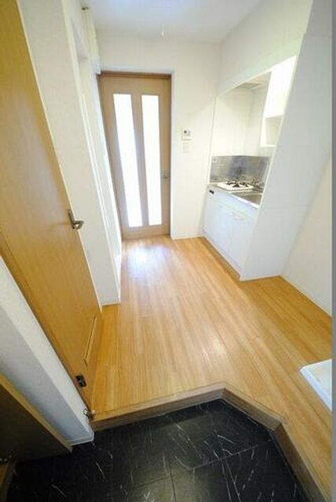 ジョヴィアルⅡの玄関