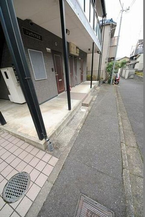 ジョヴィアルⅡの玄関