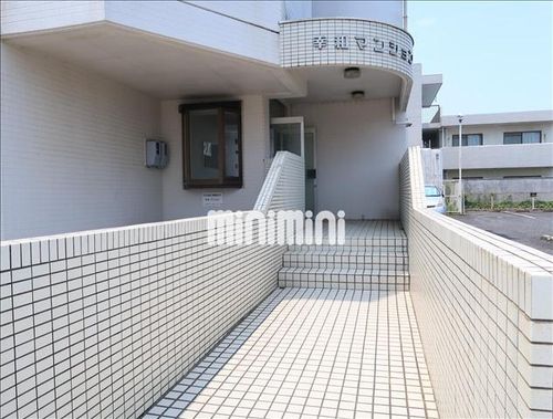 幸和マンションの玄関