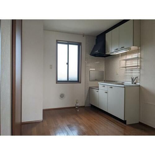 パークハイム直江A201のキッチン