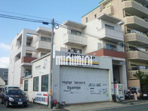 天白山田ビルの外観