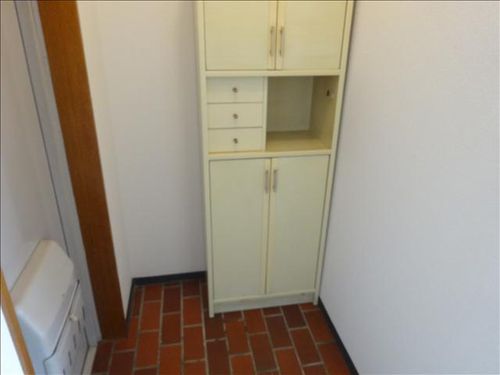 天白山田ビルの内装