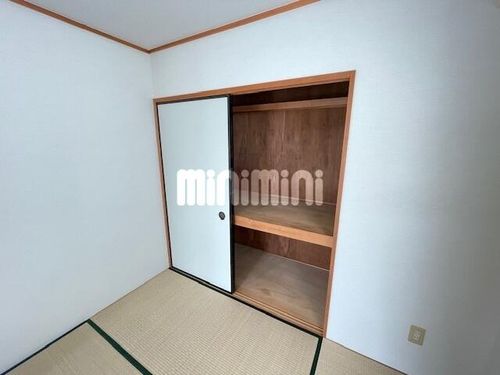 グランドヒルズ鈴木の内装