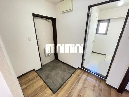 リトルアイランドの玄関