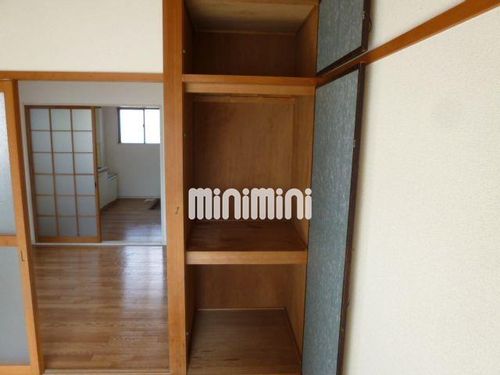 リバーサイドゆうの玄関