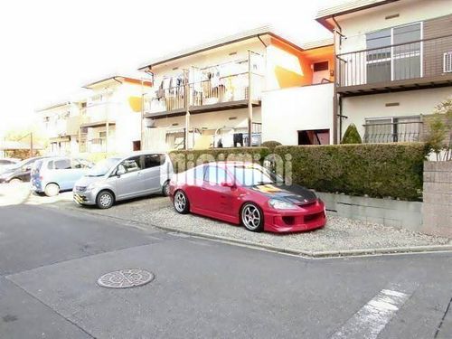 第一ハイツアカネの外観