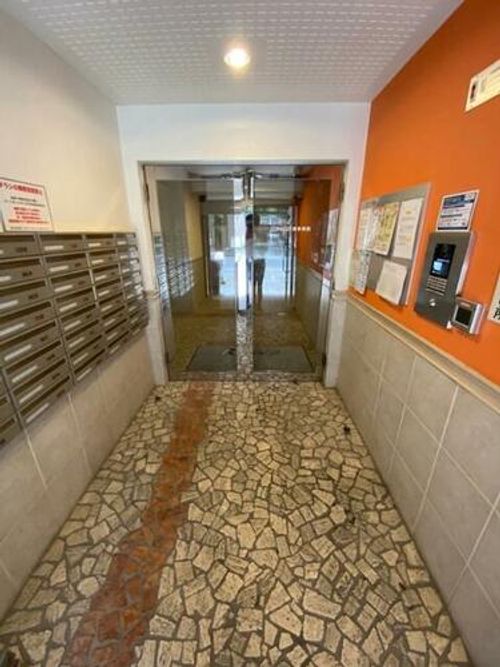 福岡県福岡市博多区博多駅前4丁目(マンション)の賃貸物件の玄関