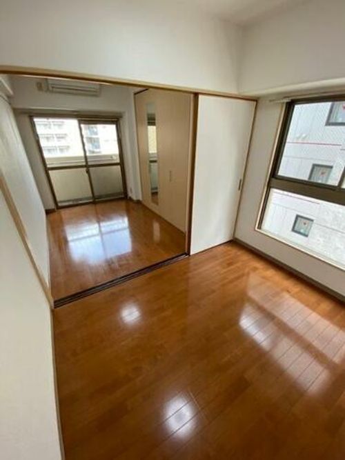 福岡県福岡市博多区博多駅前4丁目(マンション)の賃貸物件の居間