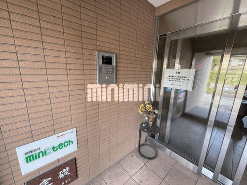 スクエア栄の玄関