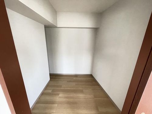 八幡マンションの内装